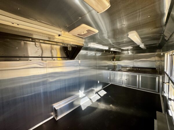 20′ Quality Cargo Concession Trailer